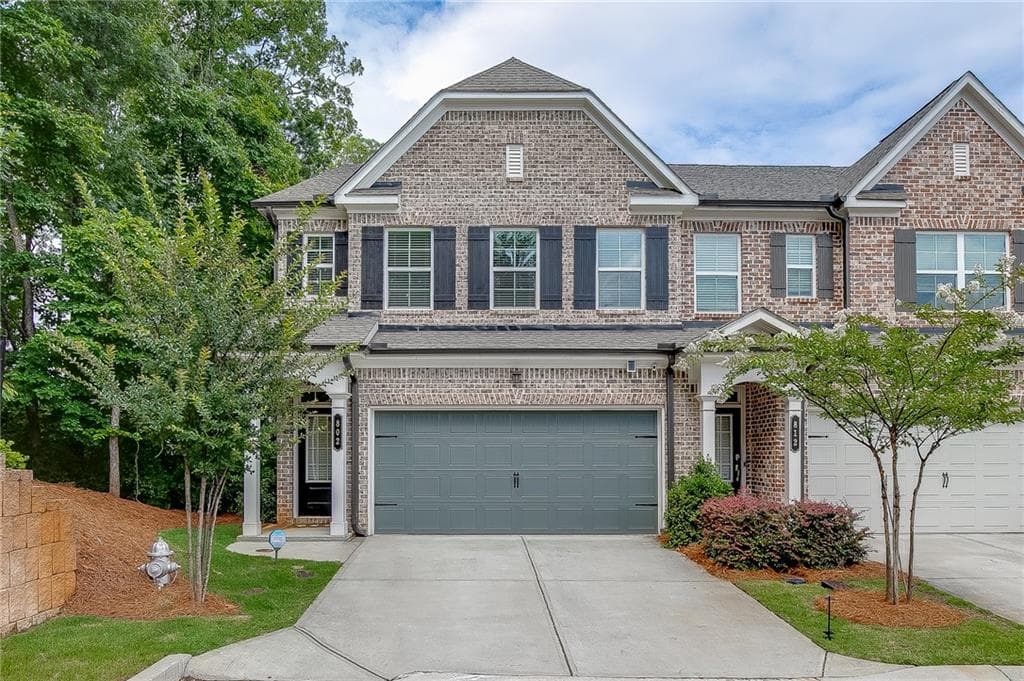 3 bedroom, 3 bathroom, 1,892 sq ft townhouse for sale at 802 Edwin Lane, Sugar Hill, GA 30518