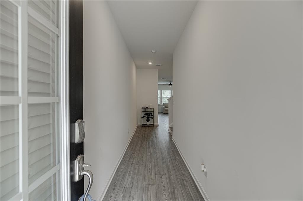 3 bedroom, 3 bathroom, 1,892 sq ft townhouse for sale at 802 Edwin Lane, Sugar Hill, GA 30518 — photo 3