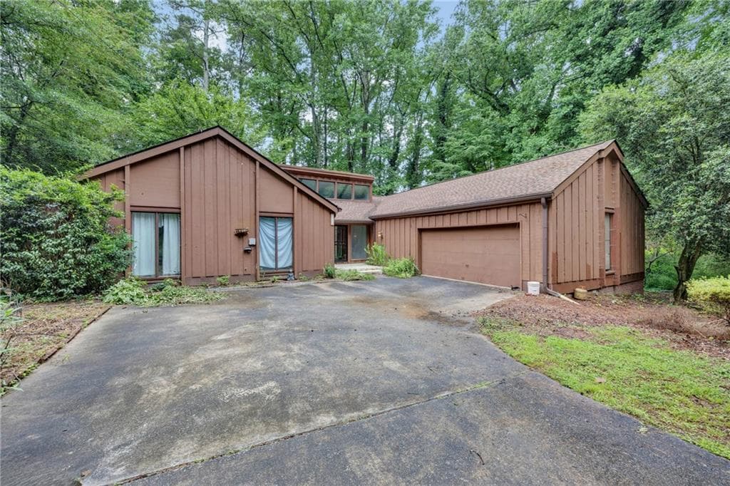4583 Cedar Park Drive, Stone Mountain, GA 30083 — most recent listing photo