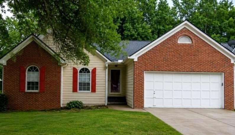 5 bedroom, 2 bathroom, 3,246 sq ft single family residence under contract at 635 Clearwater Place, Lawrenceville, GA 30044