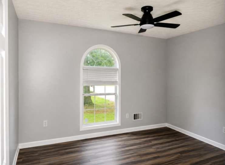 5 bedroom, 2 bathroom, 3,246 sq ft single family residence under contract at 635 Clearwater Place, Lawrenceville, GA 30044 — photo 5