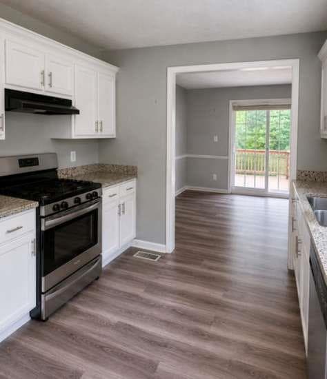5 bedroom, 2 bathroom, 3,246 sq ft single family residence under contract at 635 Clearwater Place, Lawrenceville, GA 30044 — photo 6