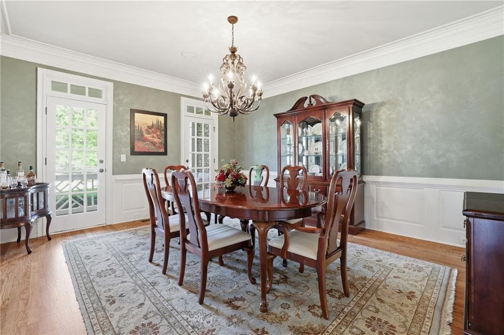 5 bedroom, 6 bathroom, 6,021 sq ft single family residence under contract at 4842 Rushing Rock Way, Marietta, GA 30066 — photo 5
