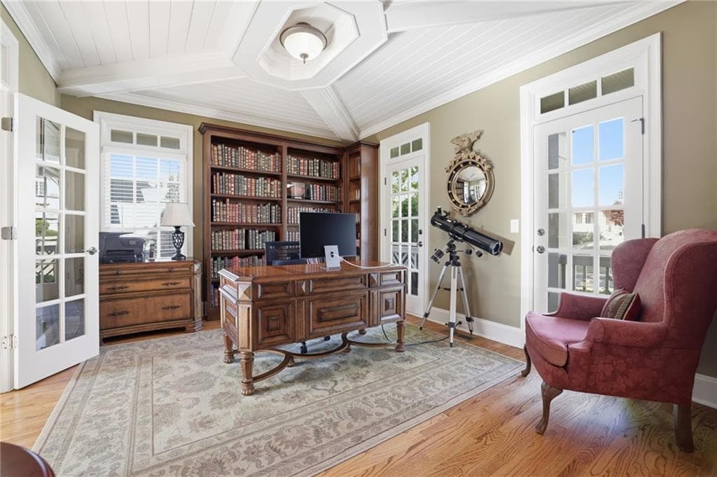 5 bedroom, 6 bathroom, 6,021 sq ft single family residence under contract at 4842 Rushing Rock Way, Marietta, GA 30066 — photo 8
