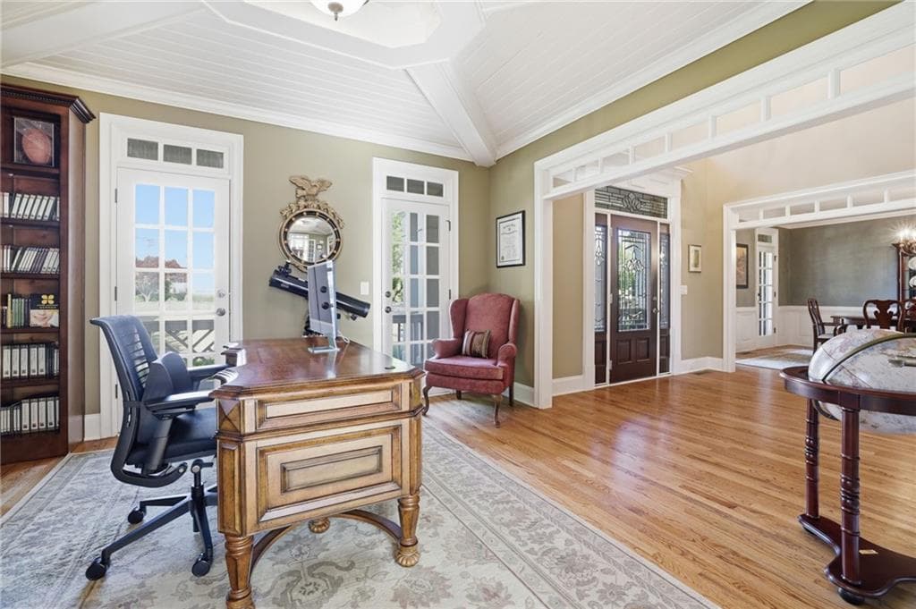 5 bedroom, 6 bathroom, 6,021 sq ft single family residence under contract at 4842 Rushing Rock Way, Marietta, GA 30066 — photo 9