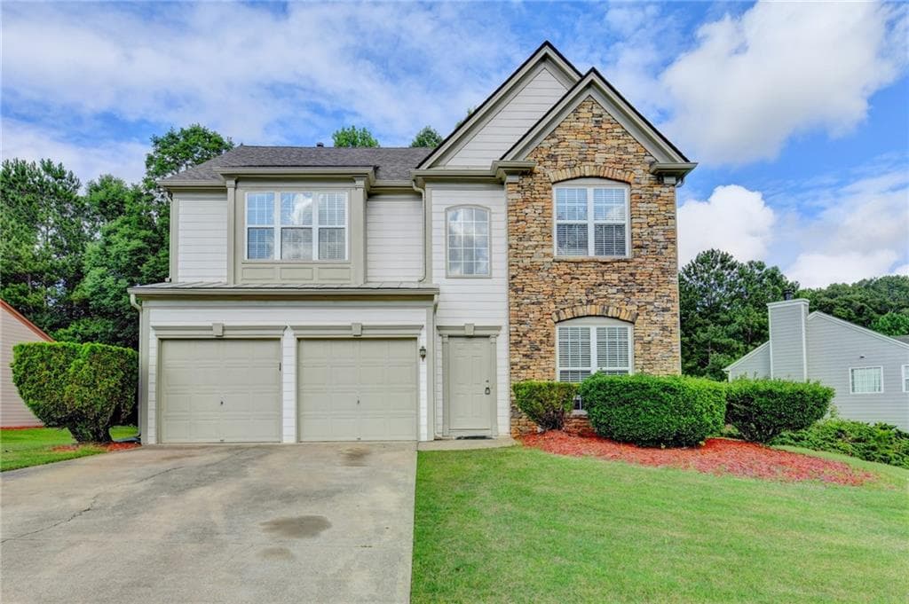 4 bedroom, 3 bathroom, 2,595 sq ft single family residence for rent at 5073 Aurelia Trail, Suwanee, GA 30024 for $2,950 a month — photo 2