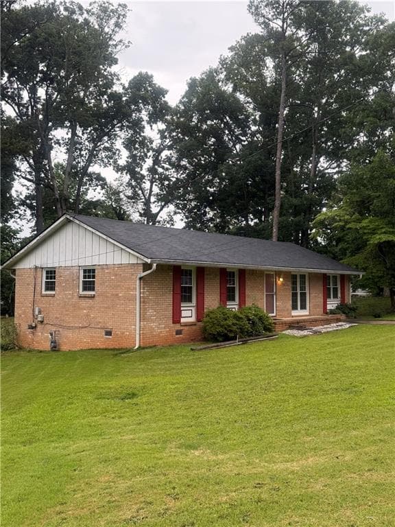 3 bedroom, 2 bathroom, 1,325 sq ft single family residence for sale at 3000 Bay Berry Drive, Marietta, GA 30008 — photo 3