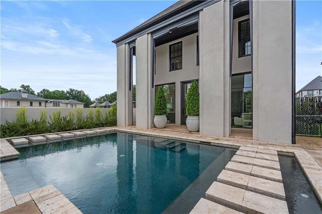 4 bedroom, 5 bathroom, 3,865 sq ft single family residence for sale at 220 Guild Lane, Fayetteville, GA 30214 — photo 6