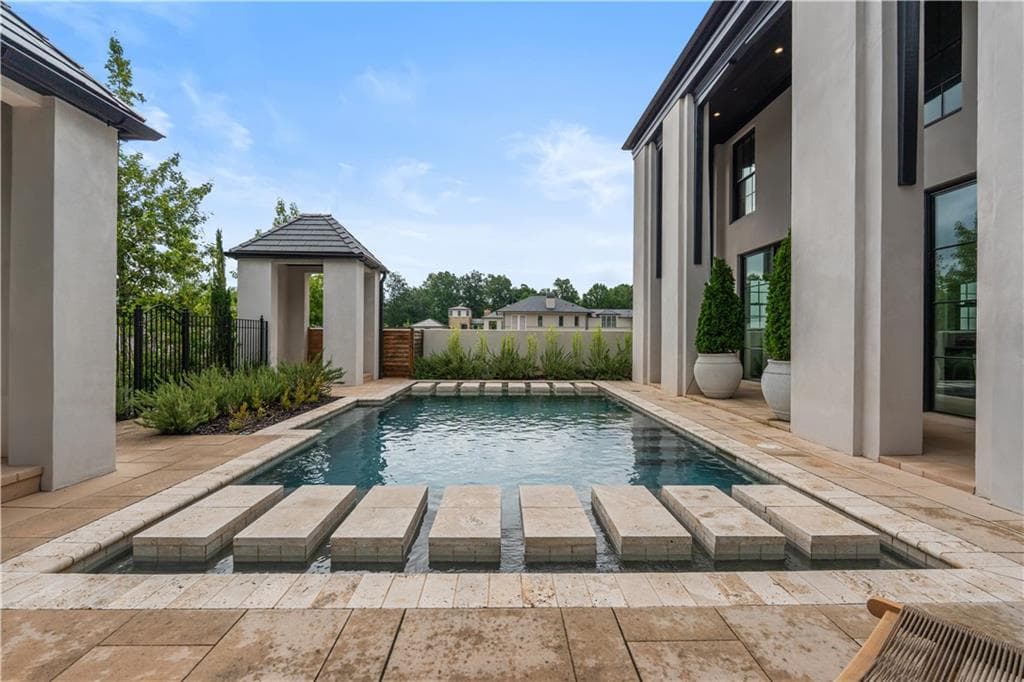 4 bedroom, 5 bathroom, 3,865 sq ft single family residence for sale at 220 Guild Lane, Fayetteville, GA 30214 — photo 7