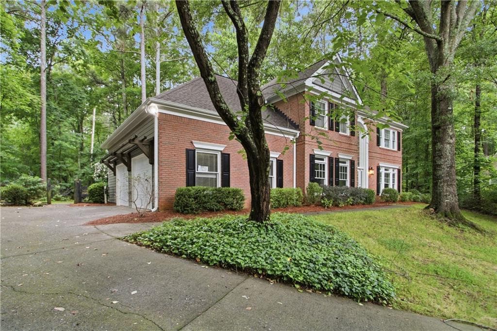 4 bedroom, 4 bathroom, 3,155 sq ft single family residence under contract at 5117 Chipping Drive, Acworth, GA 30101 — photo 2