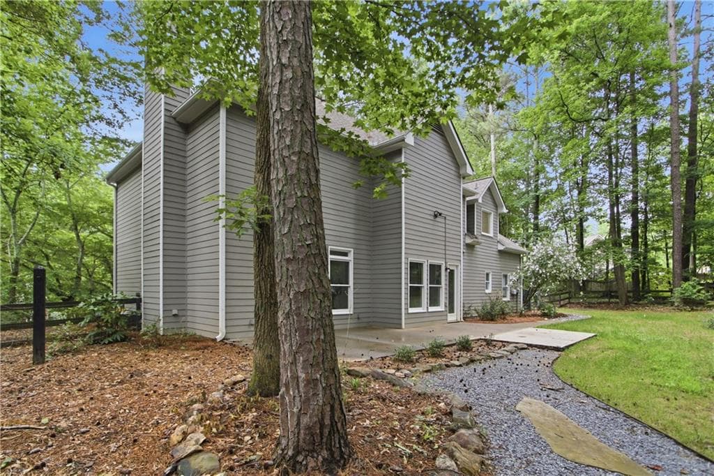 4 bedroom, 4 bathroom, 3,155 sq ft single family residence under contract at 5117 Chipping Drive, Acworth, GA 30101 — photo 6
