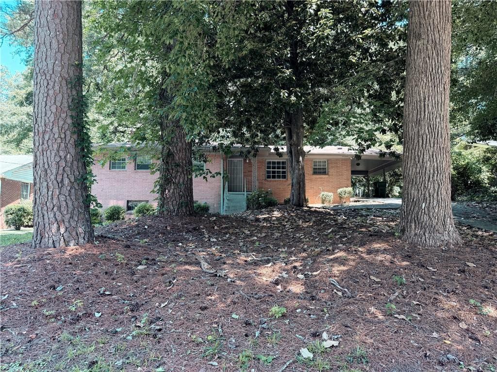 3 bedroom, 2 bathroom, 1,248 sq ft single family residence sold at 683 Skipper Drive, Atlanta, GA 30318