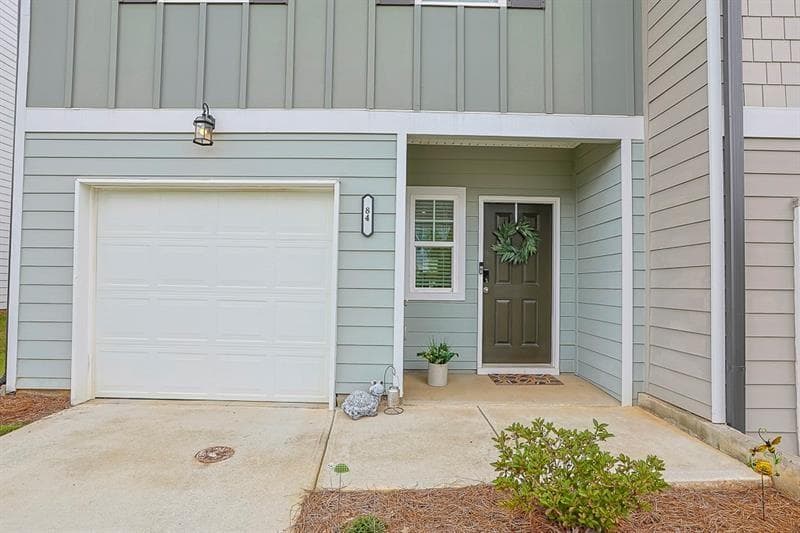 3 bedroom, 3 bathroom, 1,465 sq ft townhouse for sale at 84 Regent Park, Hoschton, GA 30548 — photo 2