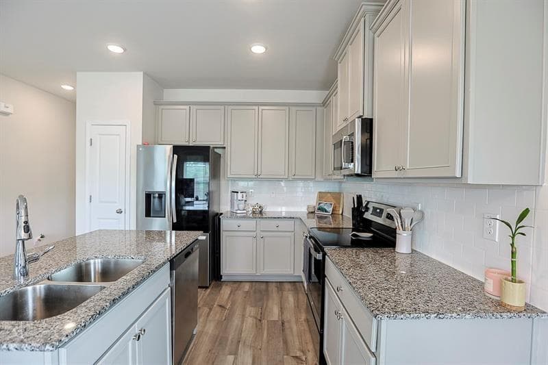 3 bedroom, 3 bathroom, 1,465 sq ft townhouse for sale at 84 Regent Park, Hoschton, GA 30548 — photo 7