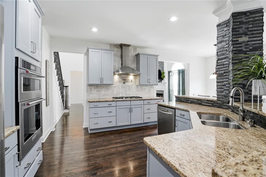 6 bedroom, 6 bathroom, 5,661 sq ft single family residence for sale at 2808 Rosebud Road, Loganville, GA 30052 — photo 9