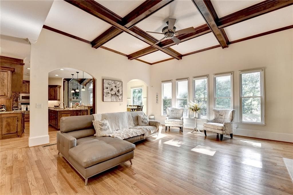 5 bedroom, 6 bathroom, 5,147 sq ft single family residence for rent at 11037 Estates Circle, Alpharetta, GA 30022 for $8,000 a month — photo 8