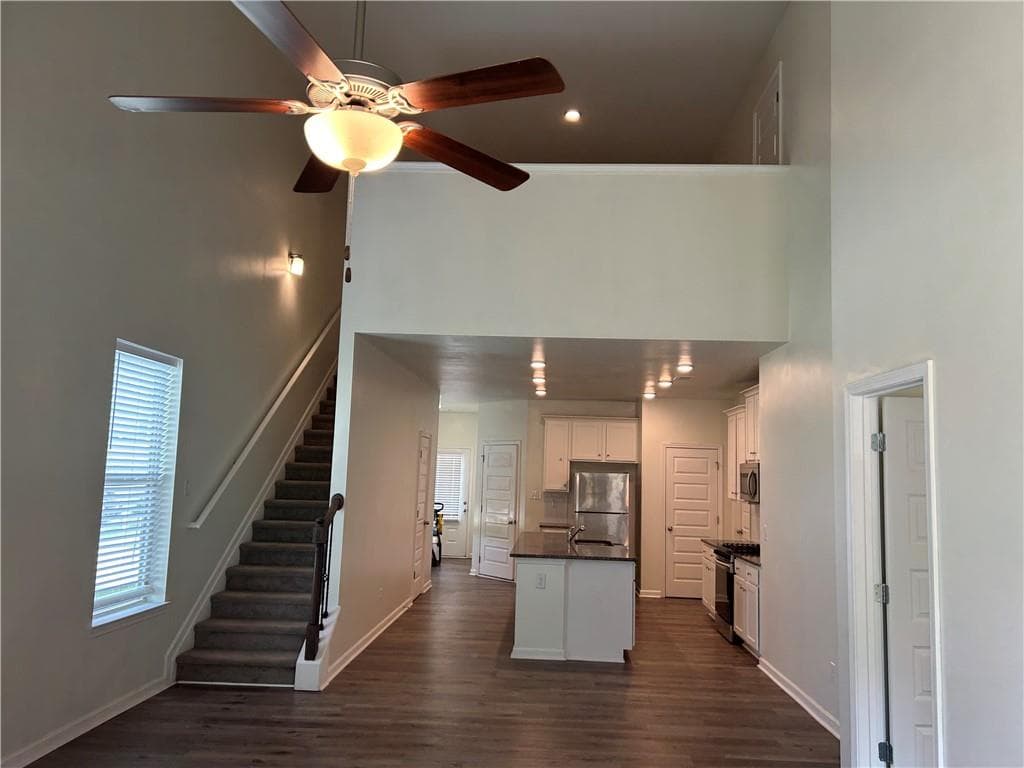 3 bedroom, 3 bathroom, 1,784 sq ft townhouse for sale at 3893 Prospect Point Drive, Gillsville, GA 30566 — photo 8