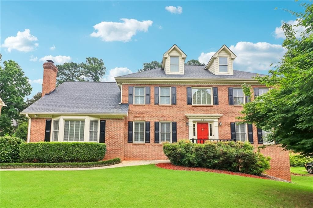 5 bedroom, 3 bathroom, 3,222 sq ft single family residence sold at 914 Newcastle Drive, Lilburn, GA 30047