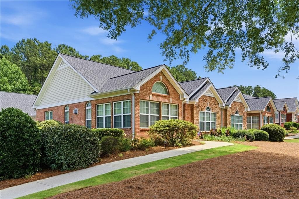 2 bedroom, 2 bathroom, 1,342 sq ft condominium for sale at 4533 Caleb Crossing 18, Powder Springs, GA 30127 — photo 1 of 24