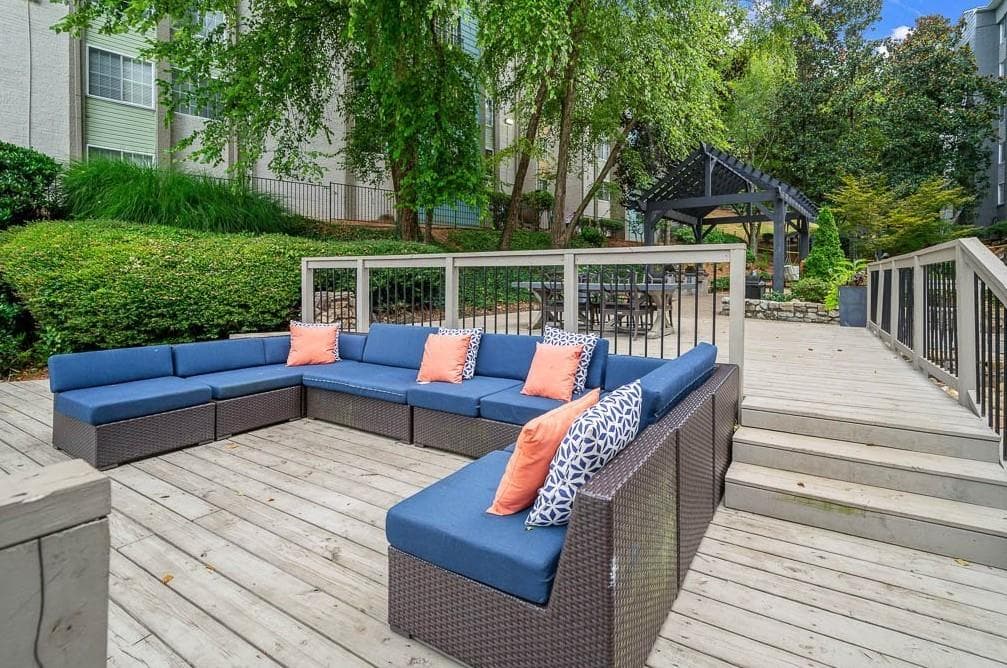 1 bedroom, 1 bathroom, 1,000 sq ft apartment for rent at 5555 Roswell Road P-09, Sandy Springs, GA 30342 for $1,275 a month — photo 8
