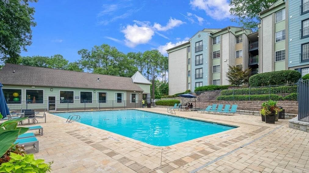 2 bedroom, 2 bathroom, 1,250 sq ft apartment for rent at 5555 Roswell Road F-08, Sandy Springs, GA 30342 for $1,473 a month — photo 10