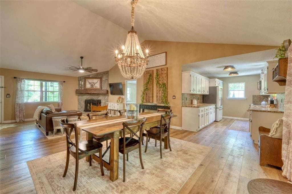 4 bedroom, 3 bathroom, 2,916 sq ft single family residence for sale at 18 Tranquility Trail, Blairsville, GA 30512 — photo 4