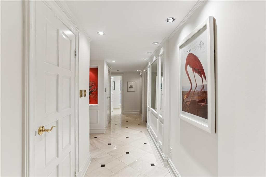 2 bedroom, 3 bathroom, 2,570 sq ft condominium under contract at 2769 Peachtree Road 2, Atlanta, GA 30305 — photo 3