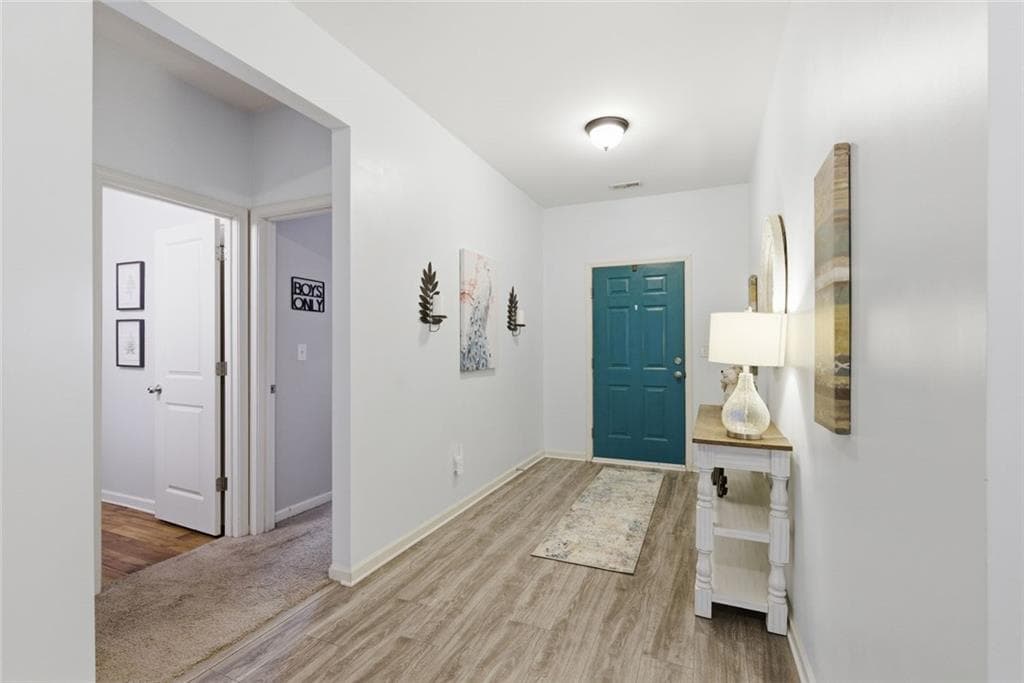 3 bedroom, 2 bathroom, 1,572 sq ft single family residence for sale at 1048 Sutherland Drive, Winder, GA 30680 — photo 7