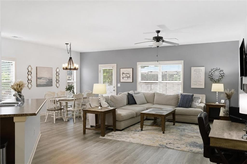 3 bedroom, 2 bathroom, 1,572 sq ft single family residence for sale at 1048 Sutherland Drive, Winder, GA 30680 — photo 8
