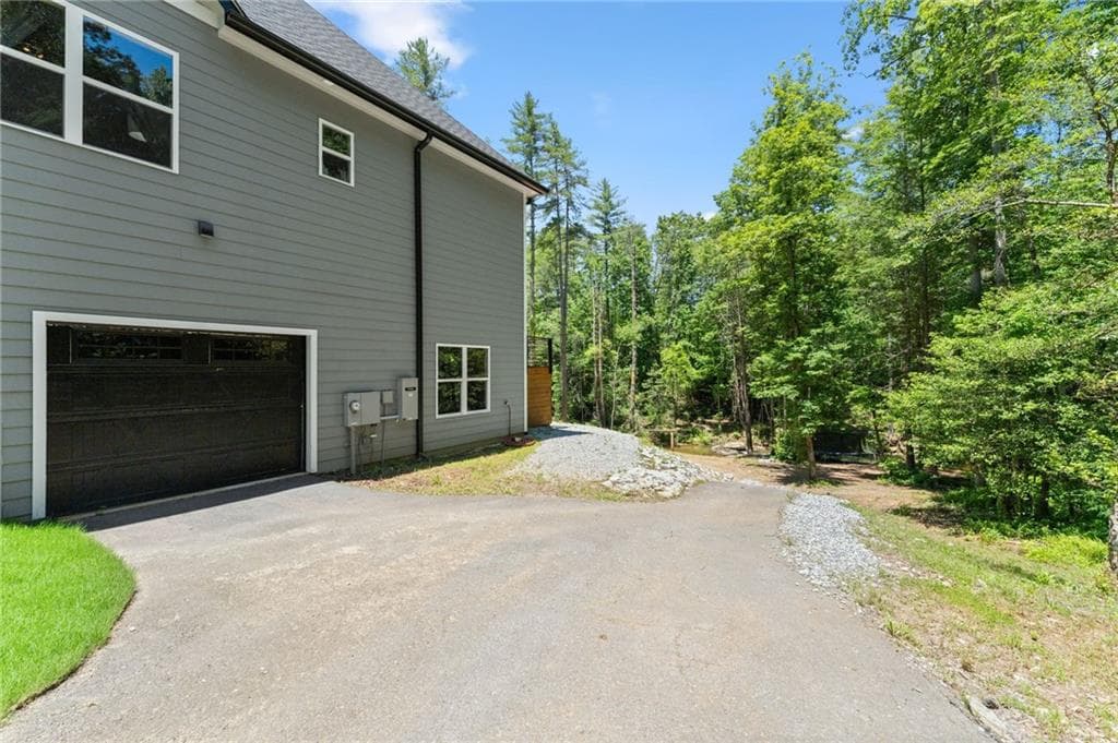 4 bedroom, 5 bathroom, 4,381 sq ft single family residence for sale at 650 Old Steele Hollow, Dahlonega, GA 30533 — photo 8