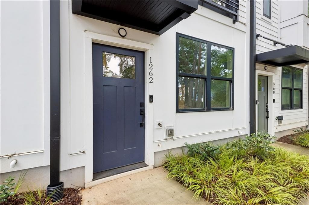 2 bedroom, 3 bathroom, 1,570 sq ft townhouse for sale at 1262 Wright Lane, Atlanta, GA 30316 — photo 2