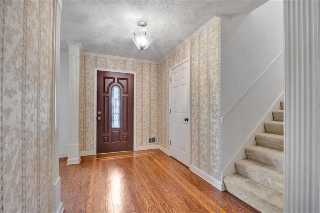 4 bedroom, 3 bathroom, 2,816 sq ft single family residence under contract at 2416 Fieldstone Drive, Conyers, GA 30013 — photo 4