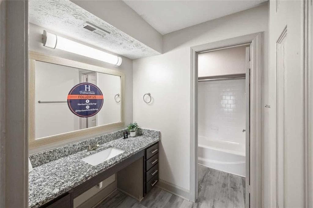 1 bedroom, 1 bathroom, 900 sq ft apartment for rent at 5675 Roswell Road 39-J, Atlanta, GA 30342 for $1,238 a month — photo 5