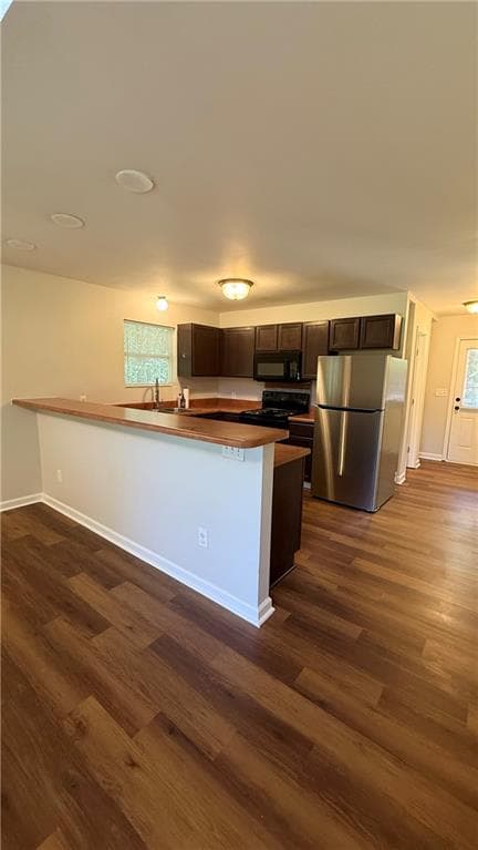 2 bedroom, 2 bathroom, 4,360 sq ft single family residence for rent at 691 Lower Burris Road, Canton, GA 30114 for $1,650 a month — photo 9