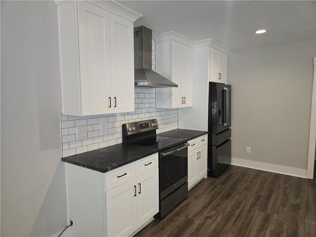 4 bedroom, 3 bathroom, 1,212 sq ft single family residence for rent at 1029 Washington Heights Terrace, Atlanta, GA 30314 for $2,400 a month — photo 6