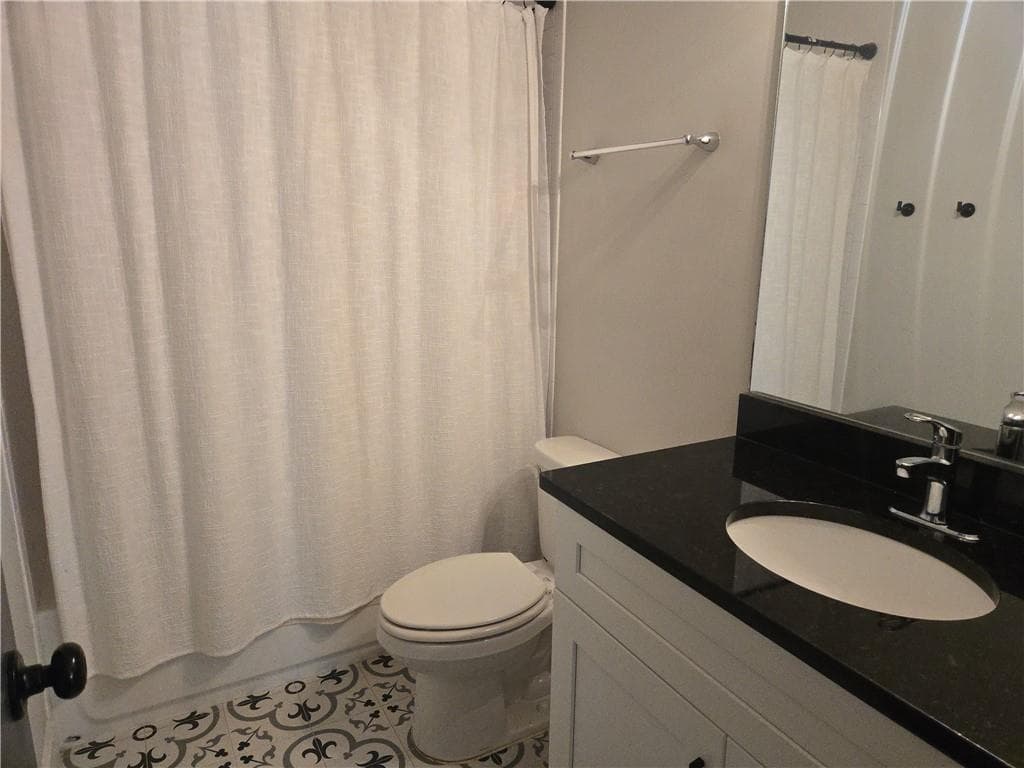 4 bedroom, 3 bathroom, 1,212 sq ft single family residence for rent at 1029 Washington Heights Terrace, Atlanta, GA 30314 for $2,400 a month — photo 8