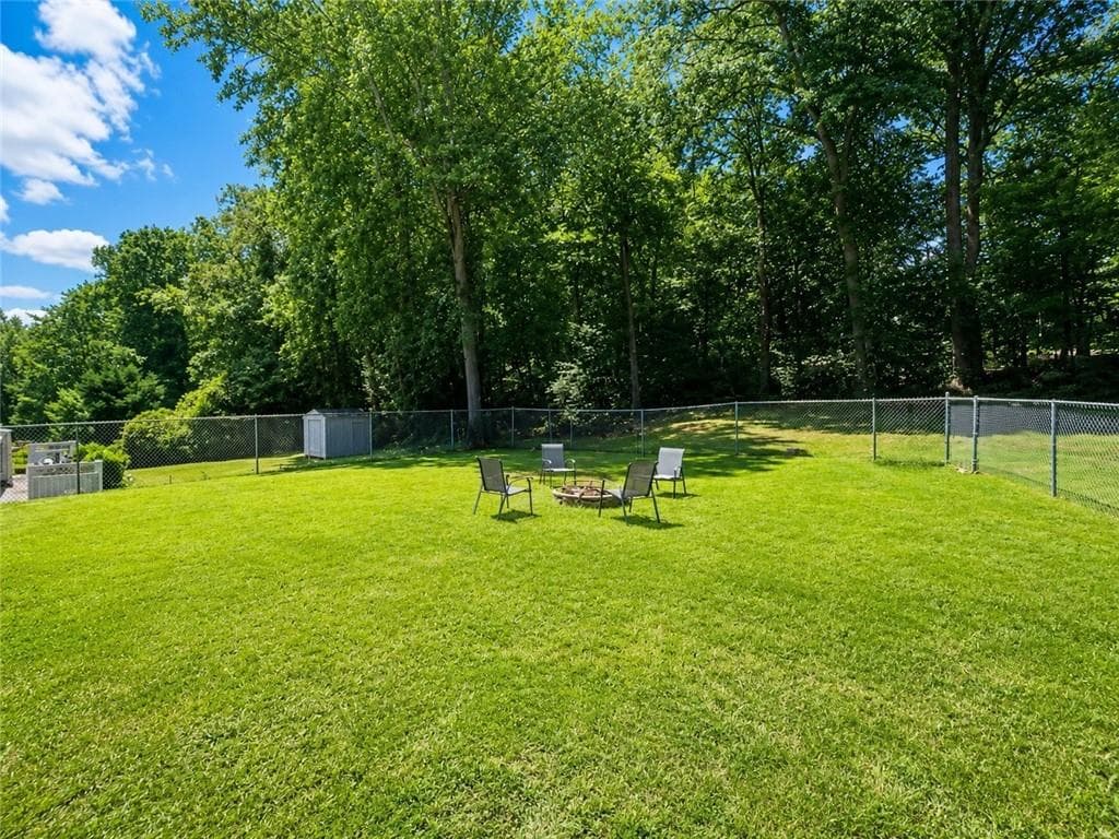 3 bedroom, 2 bathroom, 1,130 sq ft single family residence for sale at 7235 Hummingbird Lane, Winston, GA 30187 — photo 2