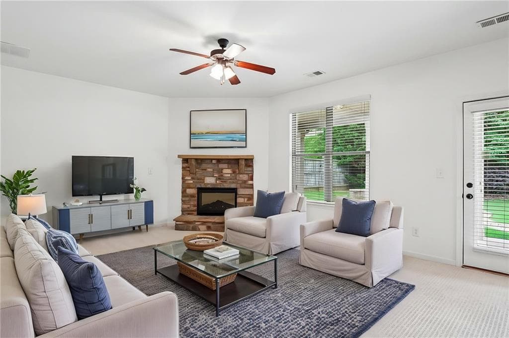 4 bedroom, 3 bathroom, 2,368 sq ft single family residence under contract at 4930 Roosevelt Circle, Cumming, GA 30040 — photo 9
