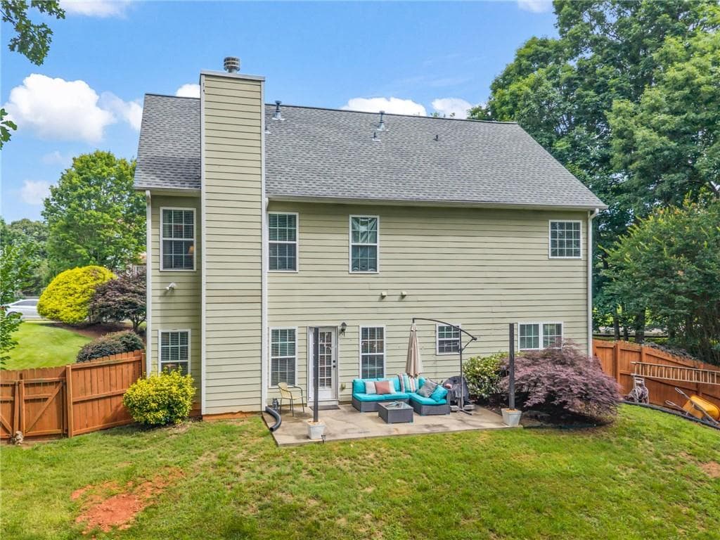 4 bedroom, 3 bathroom, 2,576 sq ft single family residence for sale at 6459 Millstone Cove Drive, Flowery Branch, GA 30542 — photo 6