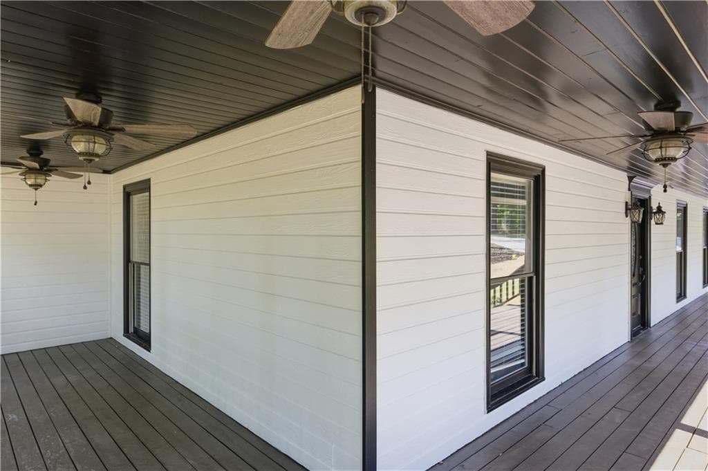5 bedroom, 6 bathroom, 6,369 sq ft single family residence for sale at 3380 Wildwood Road, Suwanee, GA 30024 — photo 3