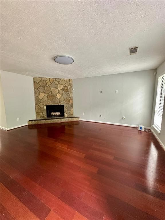 3 bedroom, 2 bathroom, 1,229 sq ft single family residence for sale at 824 Greenhedge Drive, Stone Mountain, GA 30088 — photo 9