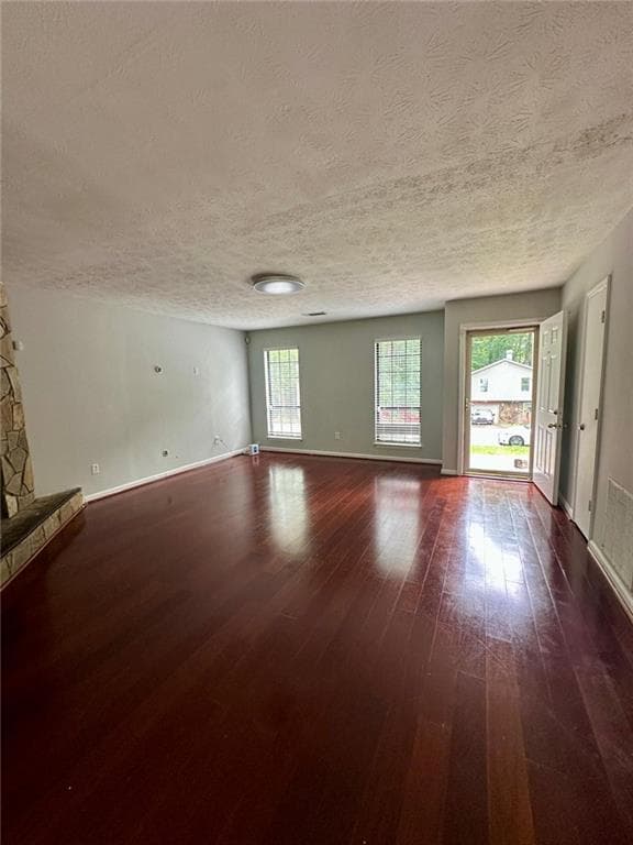 3 bedroom, 2 bathroom, 1,229 sq ft single family residence for sale at 824 Greenhedge Drive, Stone Mountain, GA 30088 — photo 10