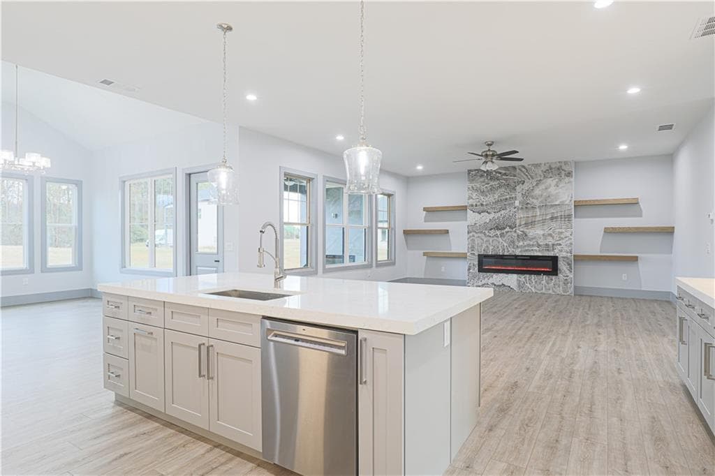 5 bedroom, 5 bathroom, 3,260 sq ft single family residence under contract at 1341 Wheeler Creek Road, Maysville, GA 30558 — photo 2