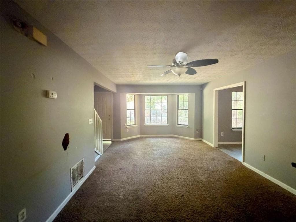 3 bedroom, 2 bathroom, 1,391 sq ft townhouse for sale at 6859 S Lakewood Terrace, Douglasville, GA 30135 — photo 4