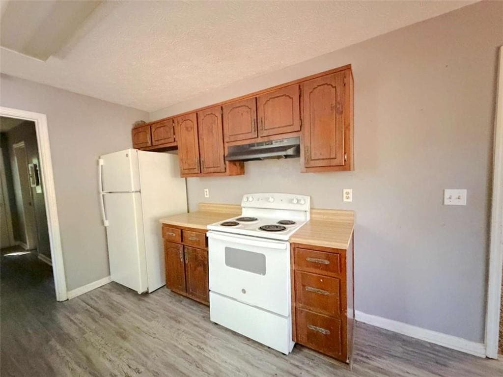 3 bedroom, 2 bathroom, 1,391 sq ft townhouse for sale at 6859 S Lakewood Terrace, Douglasville, GA 30135 — photo 8