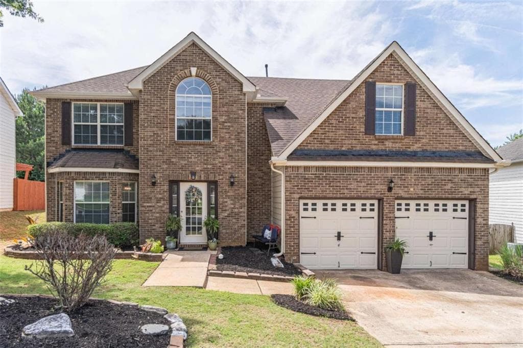 4 bedroom, 3 bathroom, 2,771 sq ft single family residence under contract at 3707 Fremont Drive, Ellenwood, GA 30294