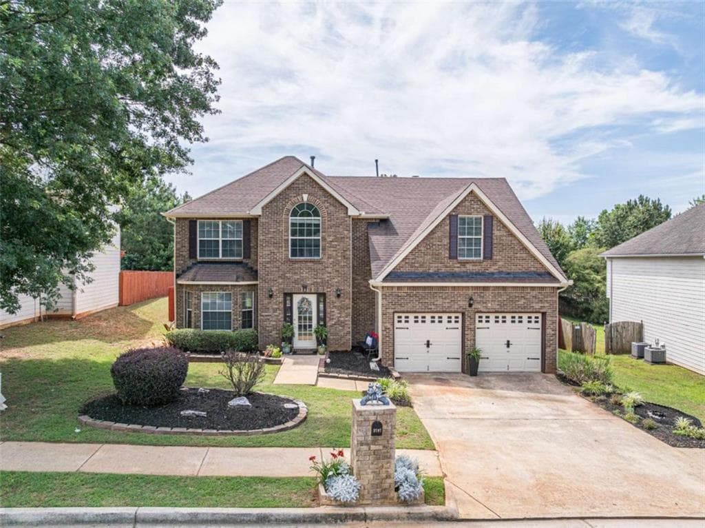 4 bedroom, 3 bathroom, 2,771 sq ft single family residence under contract at 3707 Fremont Drive, Ellenwood, GA 30294 — photo 2
