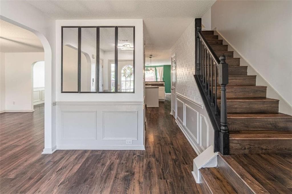 4 bedroom, 3 bathroom, 2,771 sq ft single family residence under contract at 3707 Fremont Drive, Ellenwood, GA 30294 — photo 6