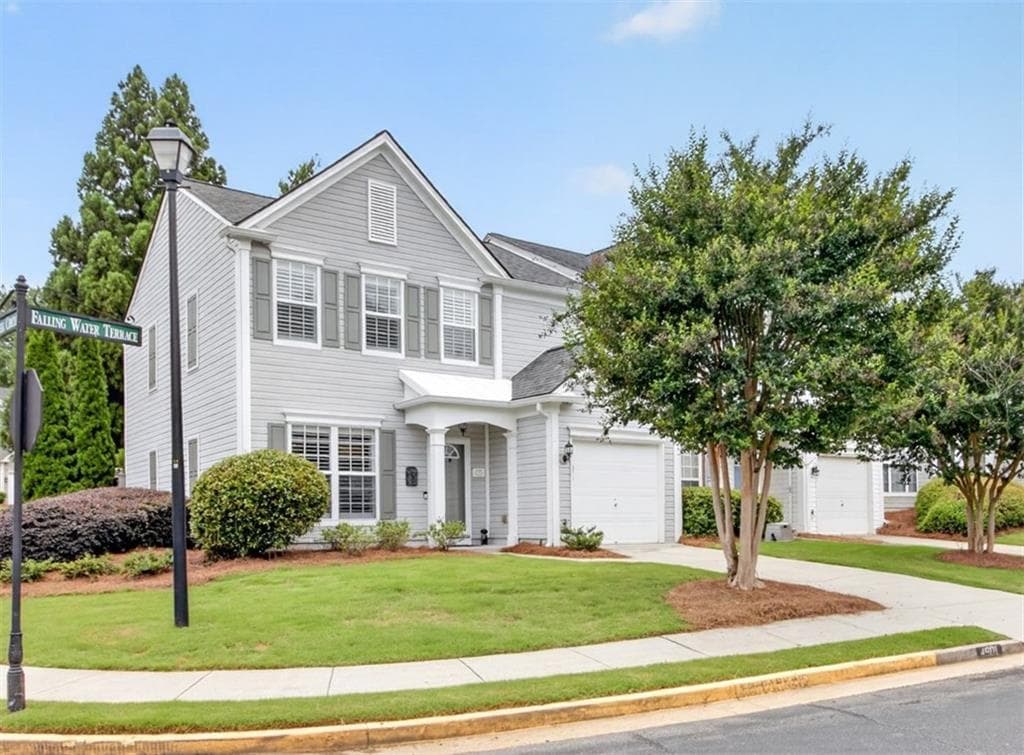 3 bedroom, 3 bathroom, 1,642 sq ft townhouse sold at 4901 Falling Water Terrace, Roswell, GA 30076