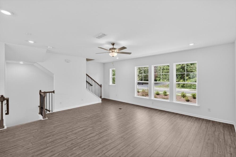 3 bedroom, 4 bathroom, 1,893 sq ft townhouse for sale at 102 Epperly Way, Tucker, GA 30084 — photo 9
